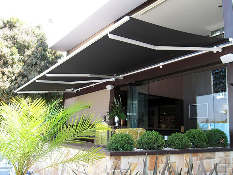 Toldo reforzado instalada